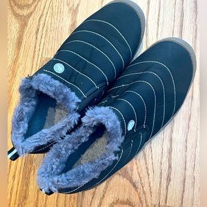ll bean waterproof quilted furry slip on snow shoes